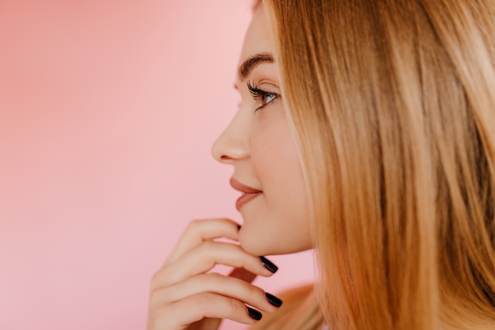 doğal görünümlü burun